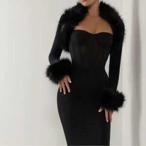 BNWT Heiress Black Faux Fur Trim Bolero